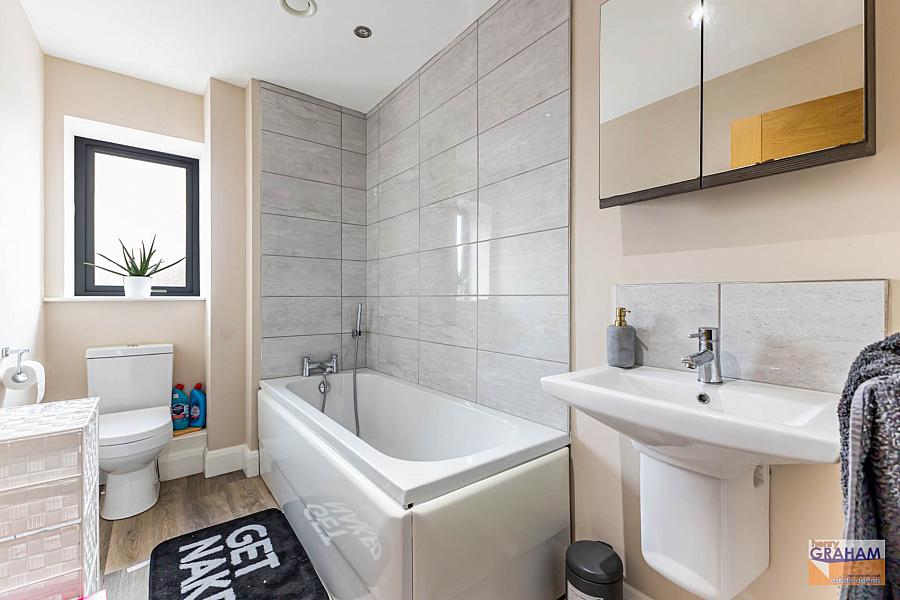 Apartment 4 21 Quay Meadows