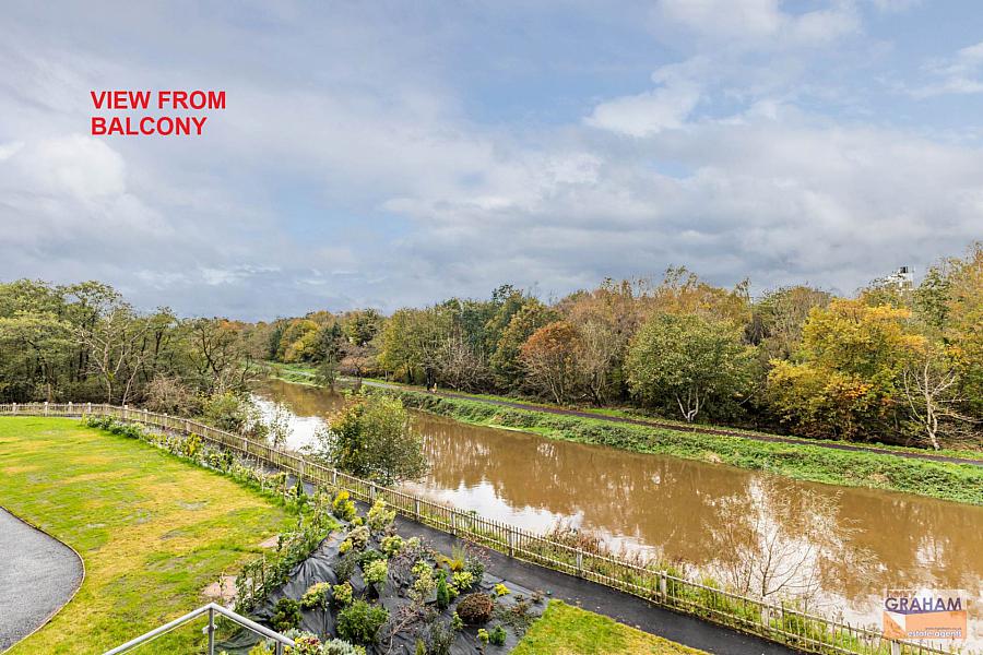 Apartment 4 21 Quay Meadows