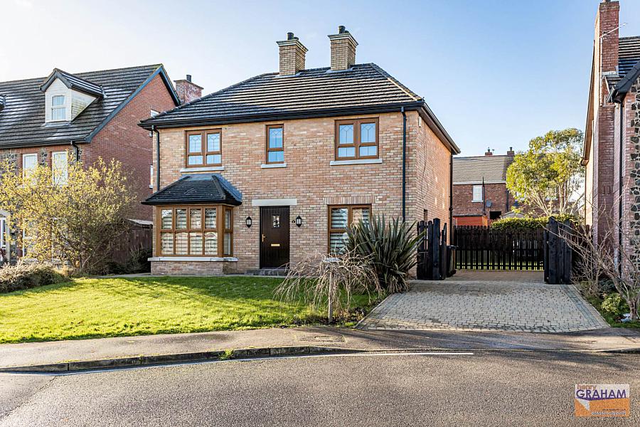 5 Wellington Park Drive, Maghaberry, Craigavon, BT67 0UP