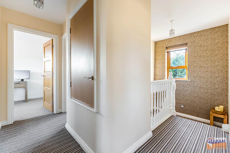 5 Wellington Park Drive