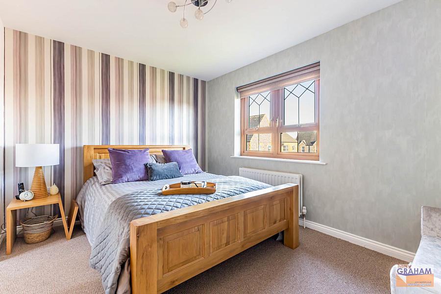 5 Wellington Park Drive