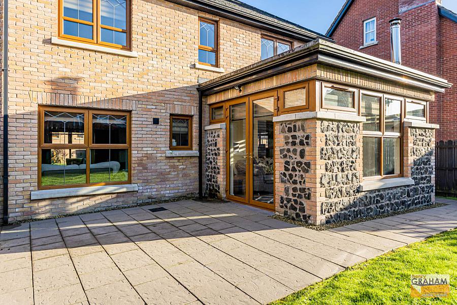 5 Wellington Park Drive