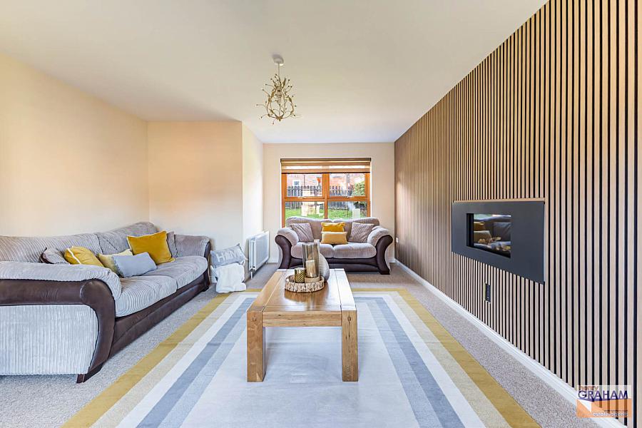 5 Wellington Park Drive