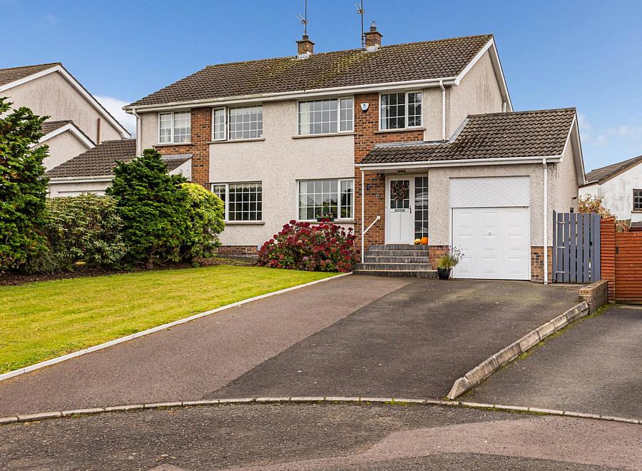 21 Eglantine Park