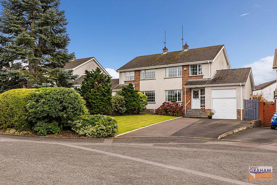 21 Eglantine Park