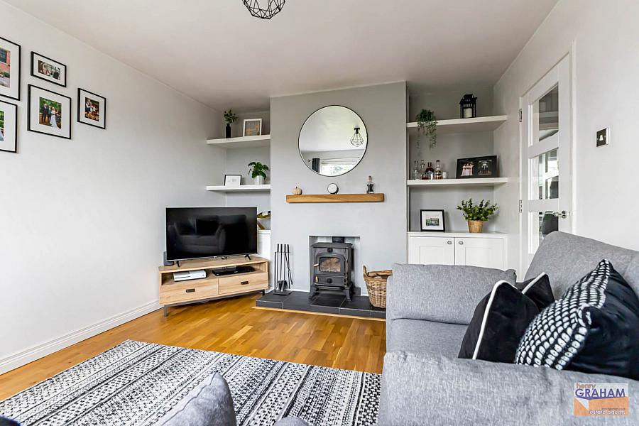 21 Eglantine Park