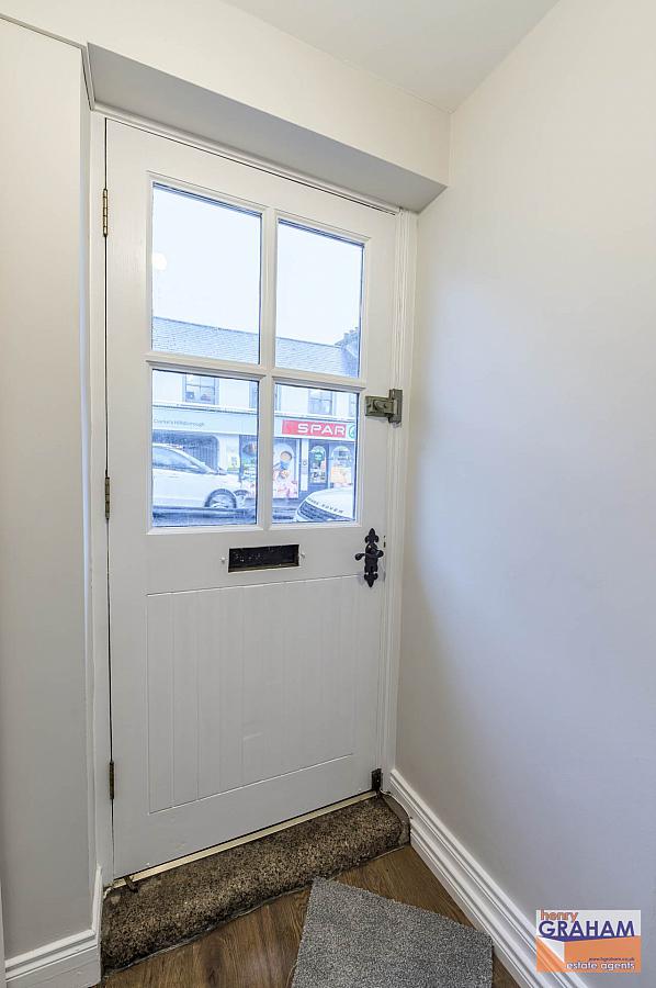 6 Ballynahinch Street