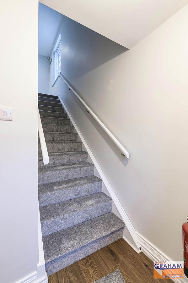 6 Ballynahinch Street