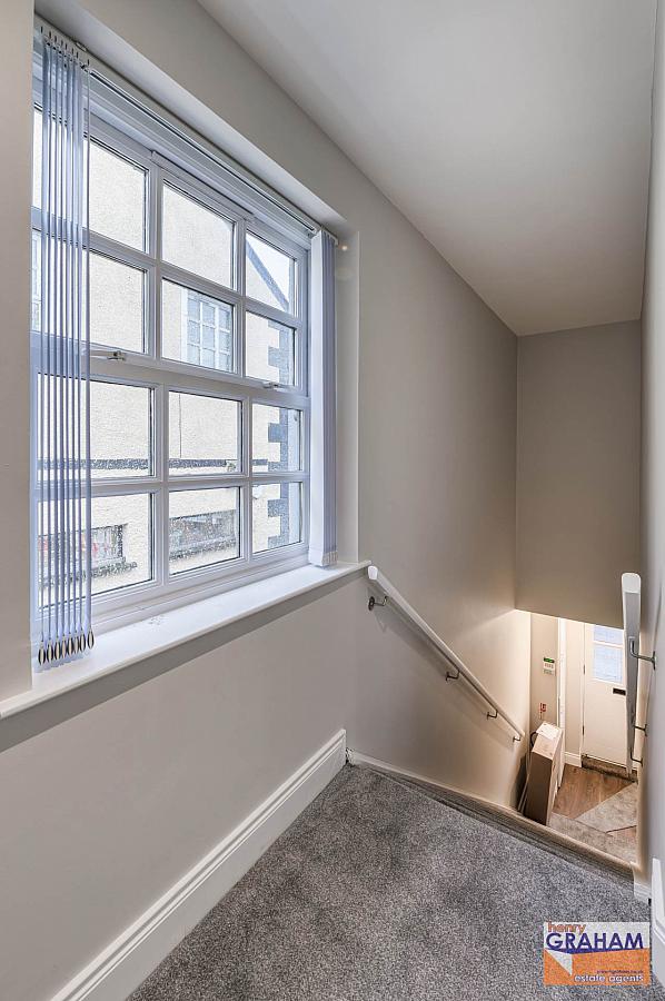 6 Ballynahinch Street