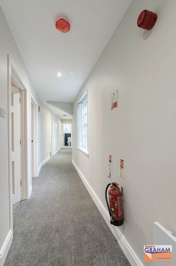 6 Ballynahinch Street