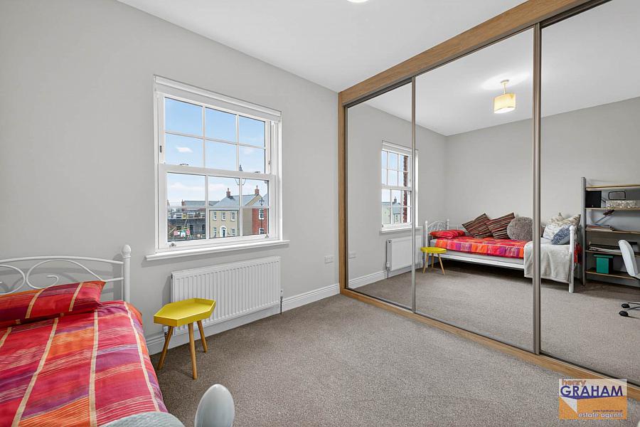 34 Governors Gate Demesne