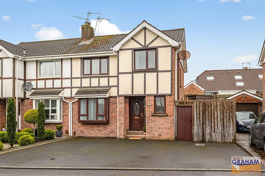 29 Knightsbridge, Lisburn, BT28 3DG