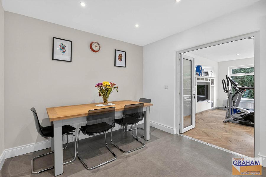 2 Magheralave Grange