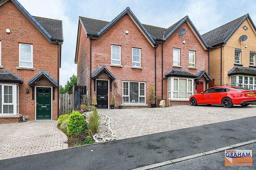 11 Sir Richard Wallace View, Lisburn, BT28 3NY