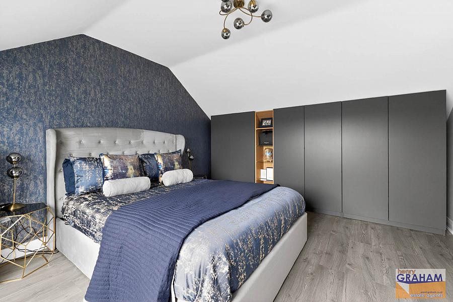 4 Knockbracken Gardens