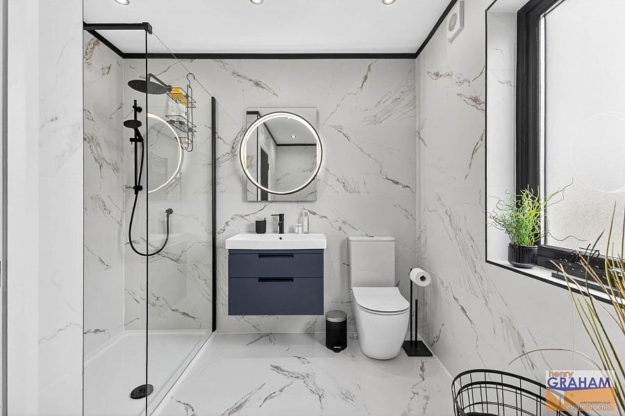 4 Knockbracken Gardens