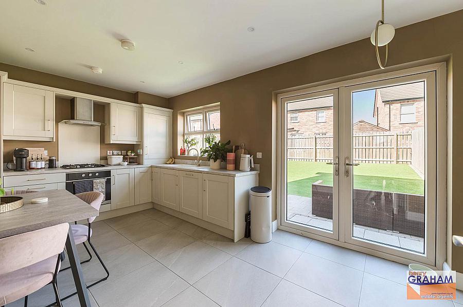 28 Woodbrook Meadows