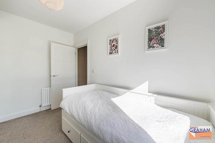 28 Woodbrook Meadows