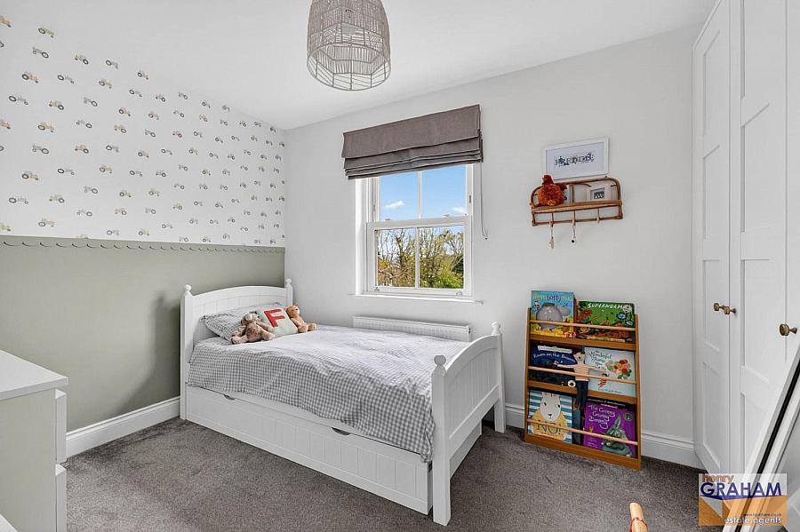 2 Churchview Meadows