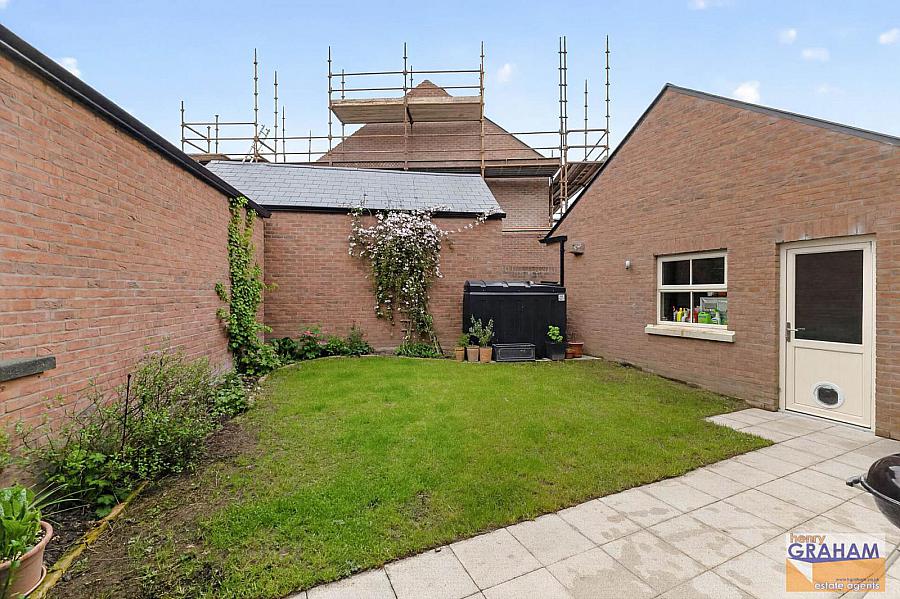 2 Churchview Meadows