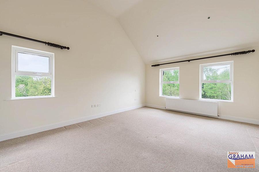 386 Upper Ballynahinch Road