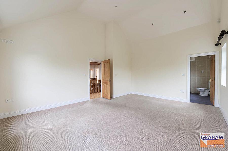 386 Upper Ballynahinch Road