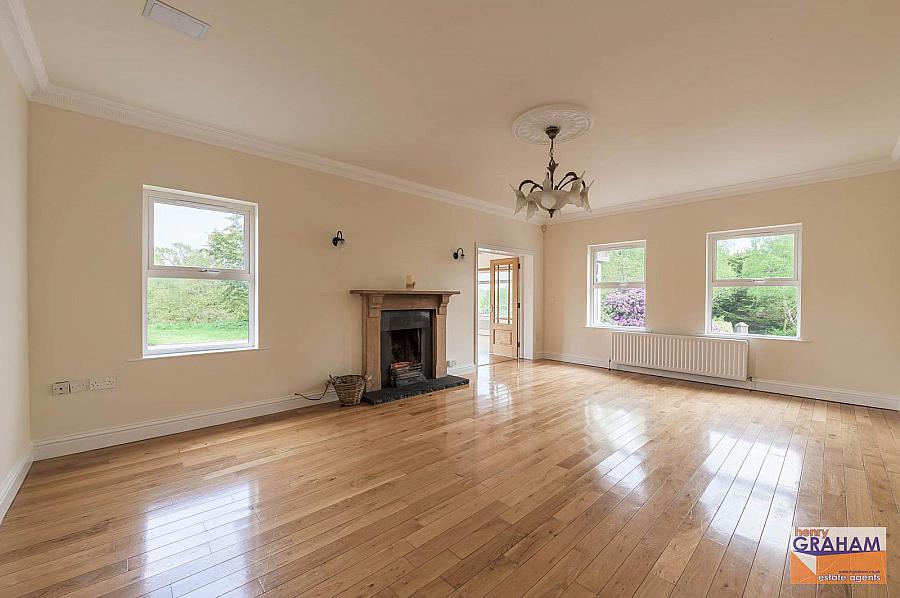 386 Upper Ballynahinch Road