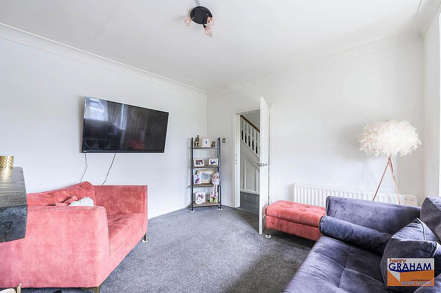 12 Warrenmount
