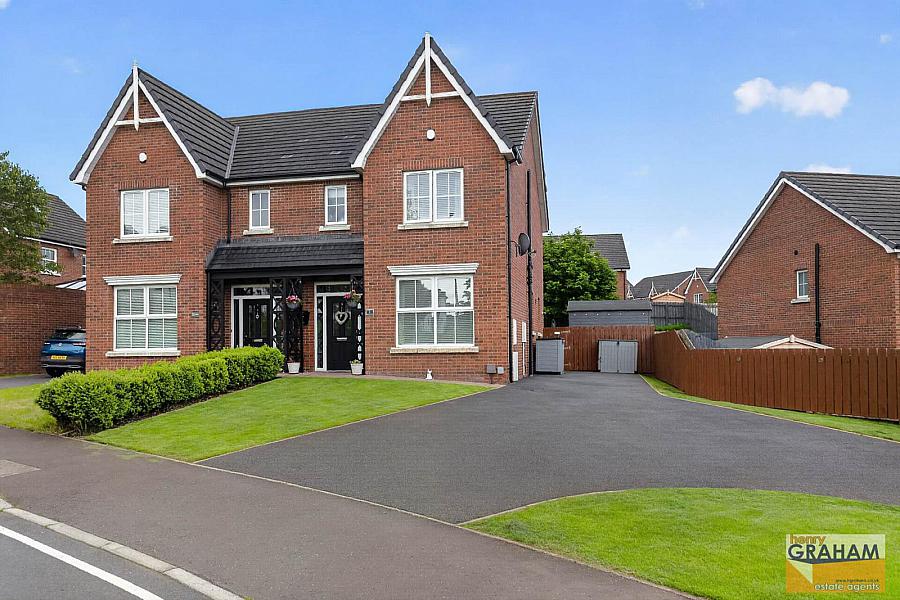 1 Sir Richard Wallace Walk, Lisburn, BT28 3RW