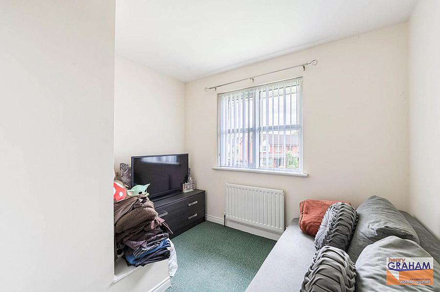 17 Knockdarragh Park