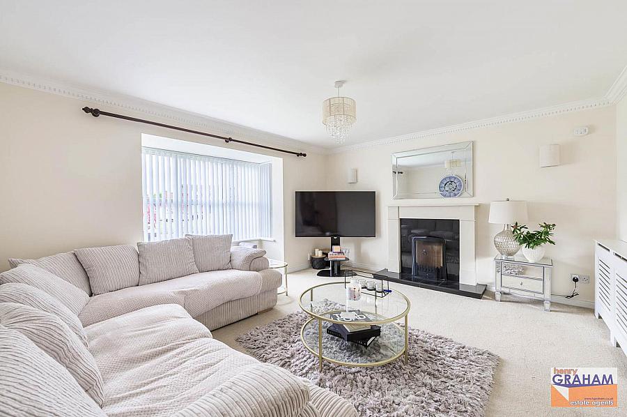 17 Knockdarragh Park