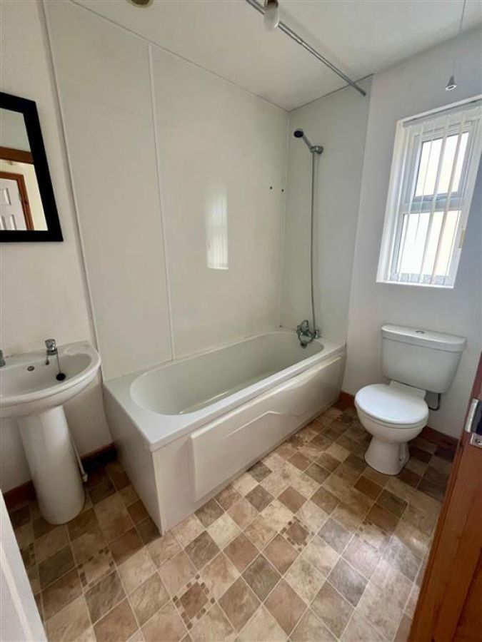 14 Blackthorn Rise