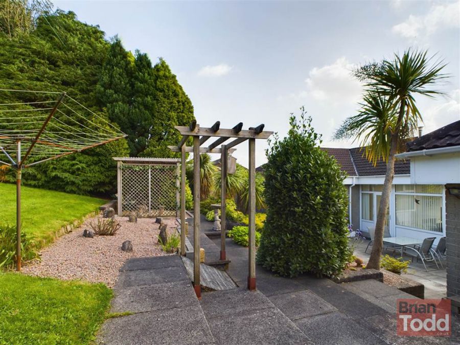 10 Hawthorn Hill