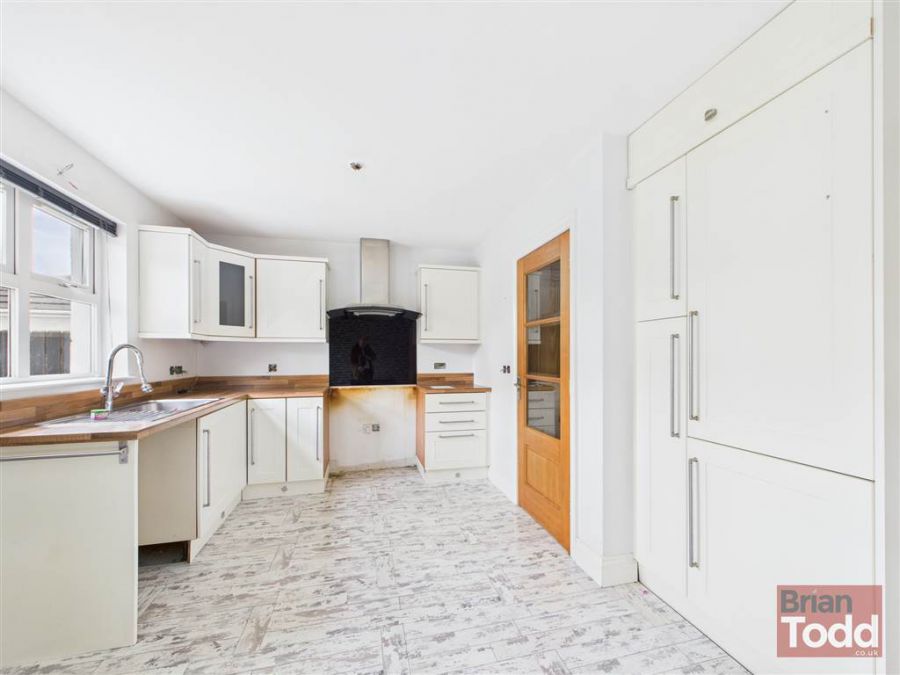 10 Oakdene 10 Oakdene