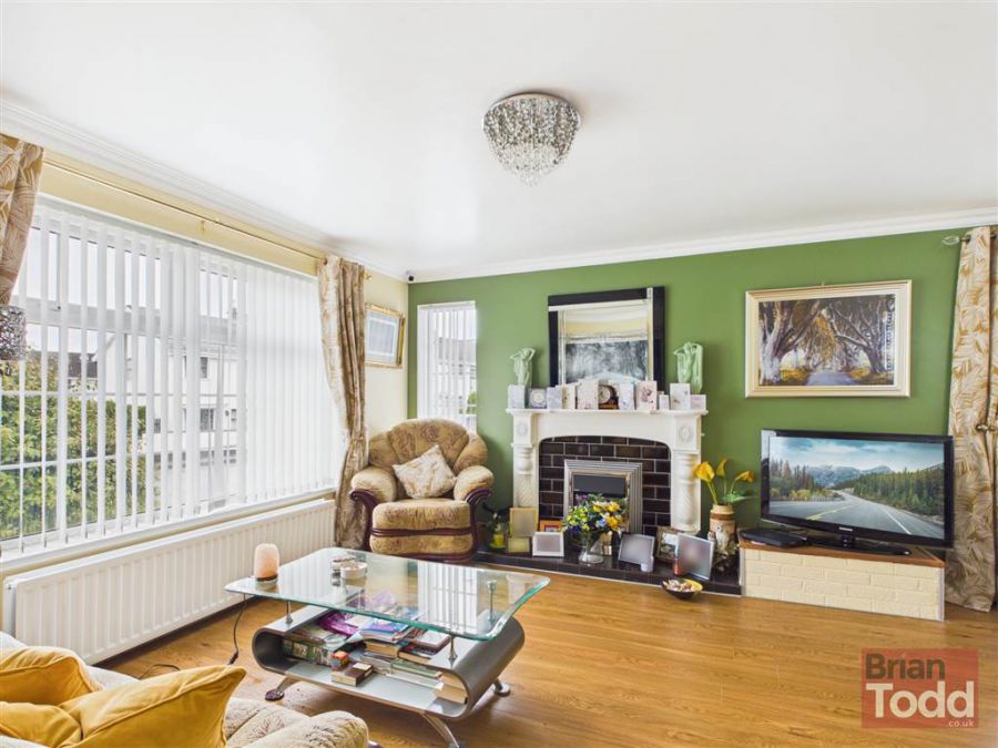 6 Heatherlea Drive