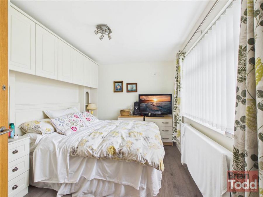 6 Heatherlea Drive