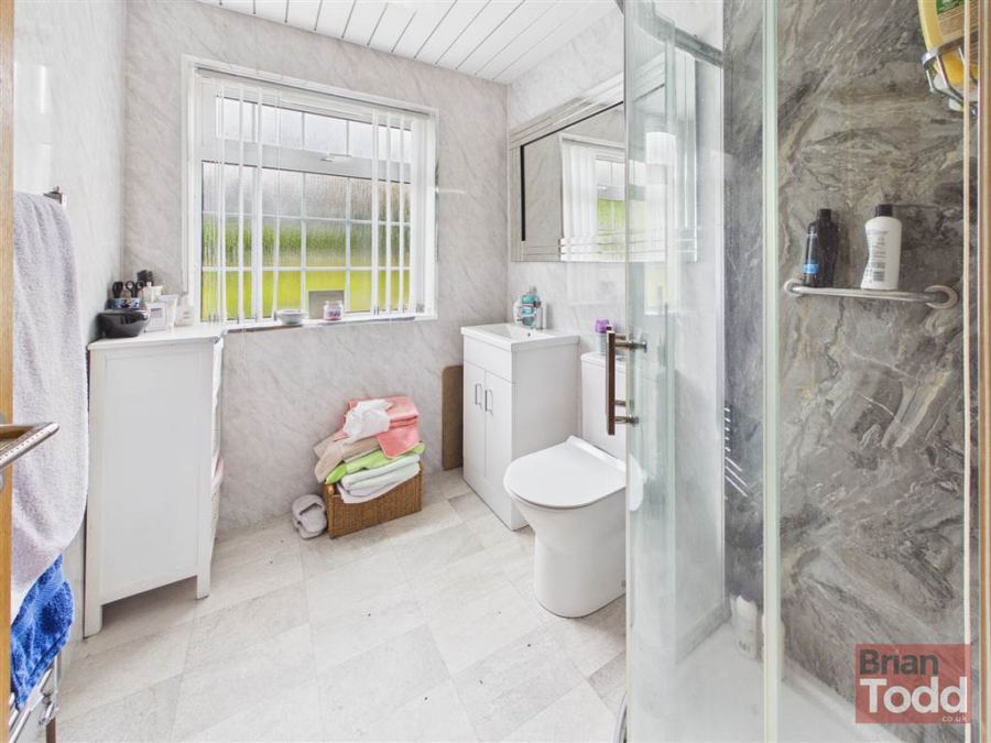 6 Heatherlea Drive