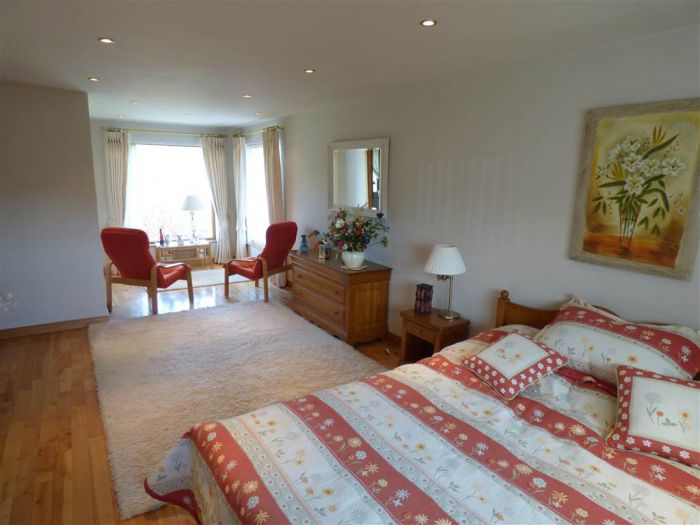 Lorall Lodge, 21A Croft Road Lorall Lodge, 21A Croft Road