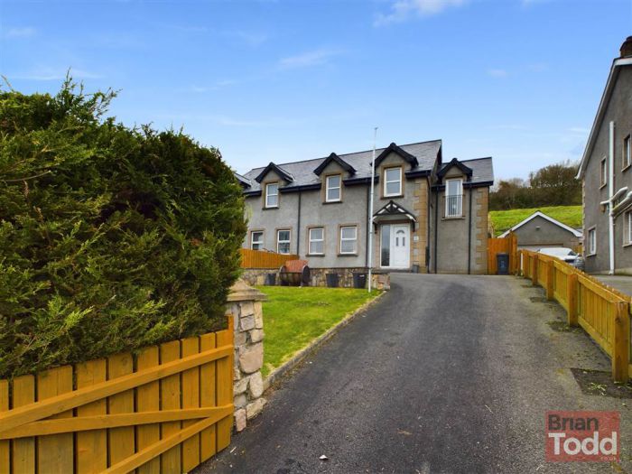 42 Quinton Avenue, magheramorne, larne, BT40 3JH