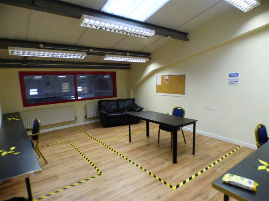 58 Ledcom Industrial Estate