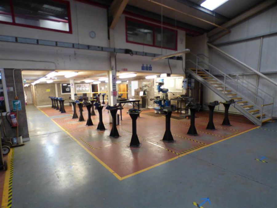 58 Ledcom Industrial Estate