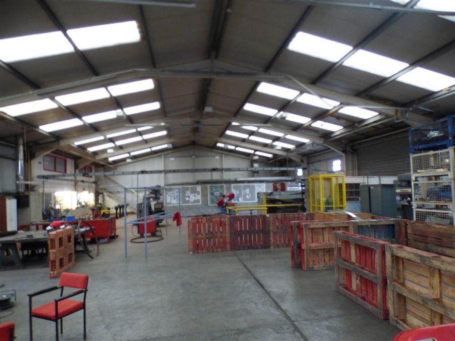 58 Ledcom Industrial Estate