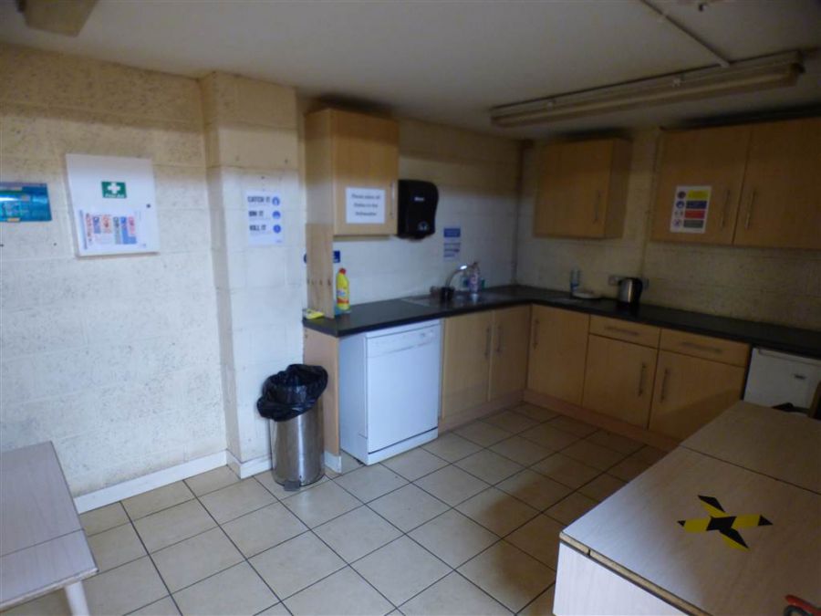 58 Ledcom Industrial Estate