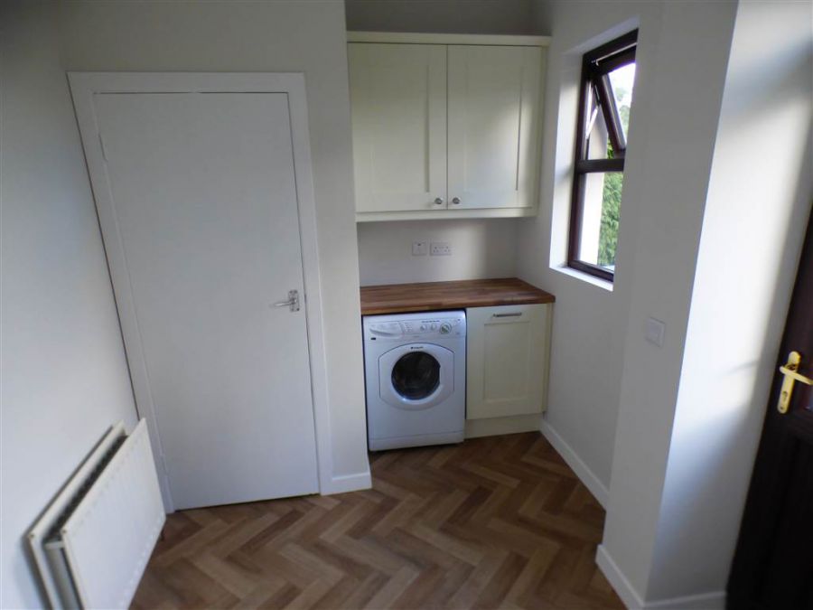 76 Ballyrickard Road