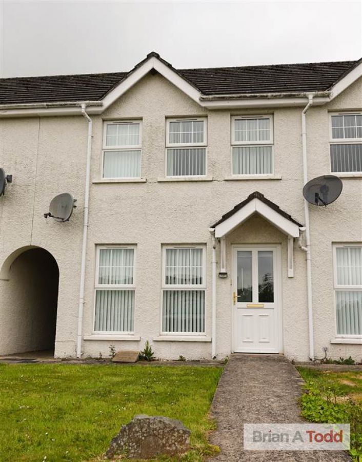 27 Walnut Green, Larne, BT40 2WP