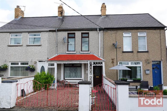 7 Recreation Road, larne, BT40 1HA