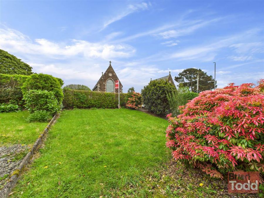 52 Upper Cairncastle Road
