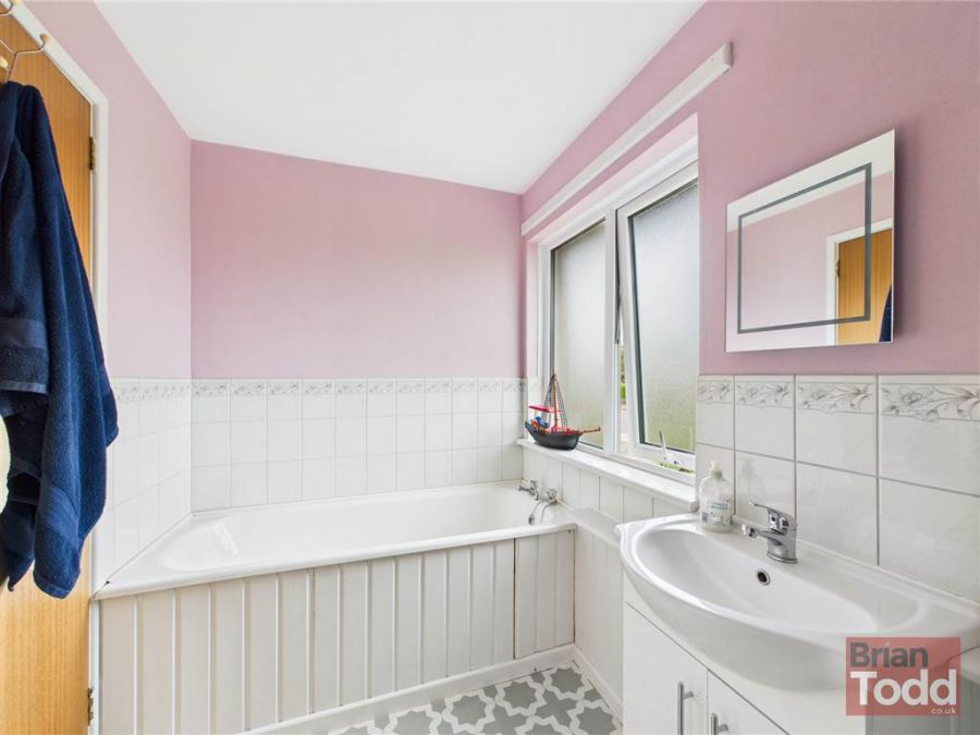 52 Upper Cairncastle Road