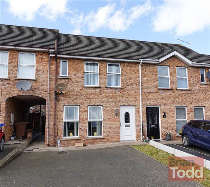 18 Blackthorn Green, larne, BT40 2JE