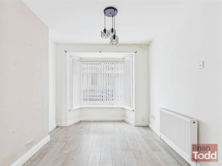 15 Victoria Road